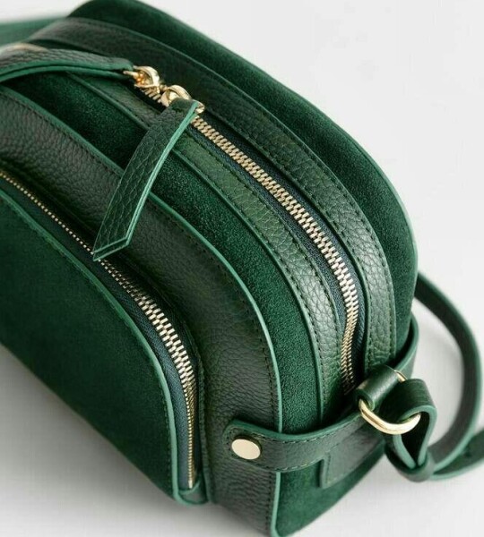 Karura Sling Bag