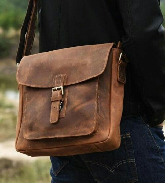 Mzima Spring Leather Laptop Bag